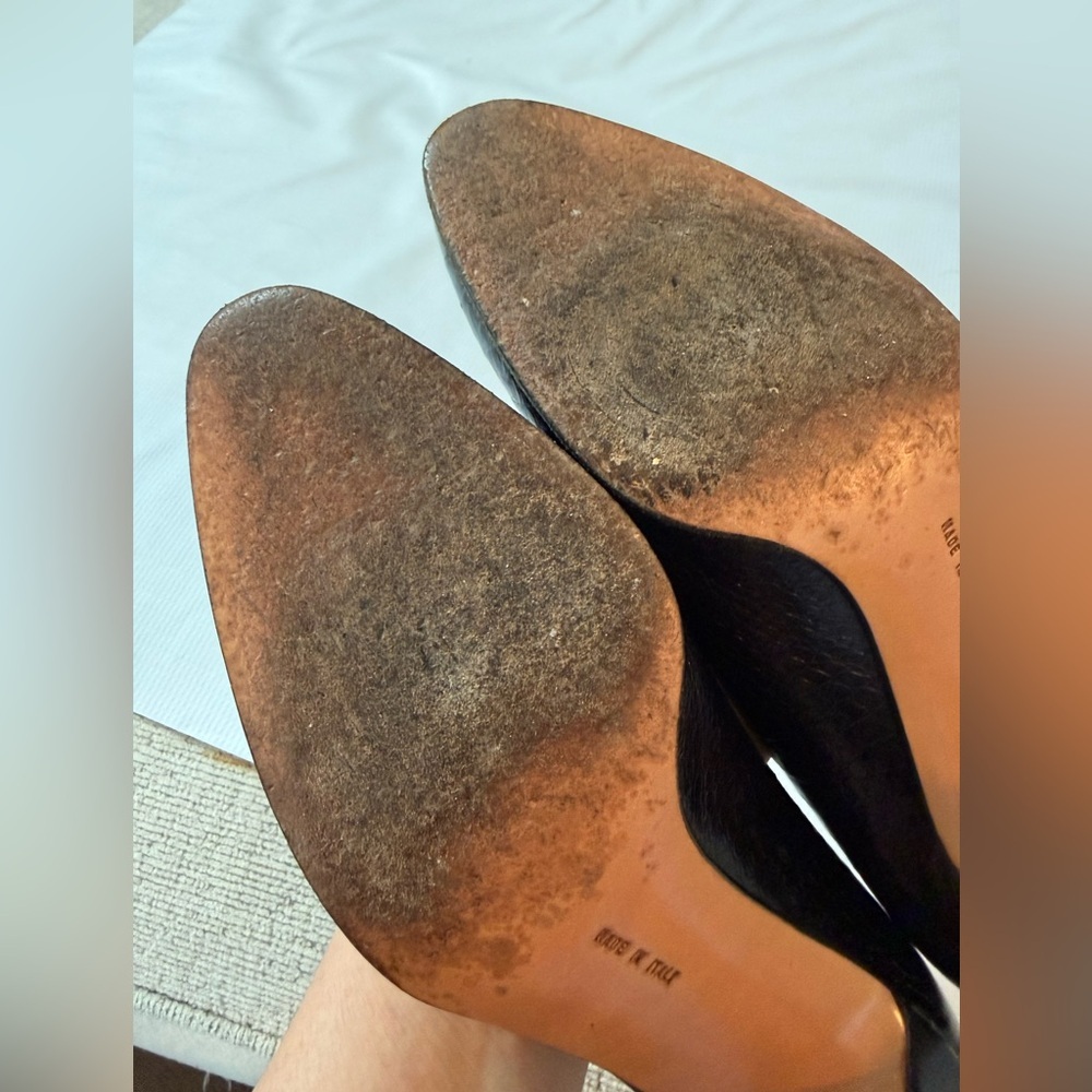 Salvatore Ferragamo Black Croc-Embossed heels - Picture 9 of 12